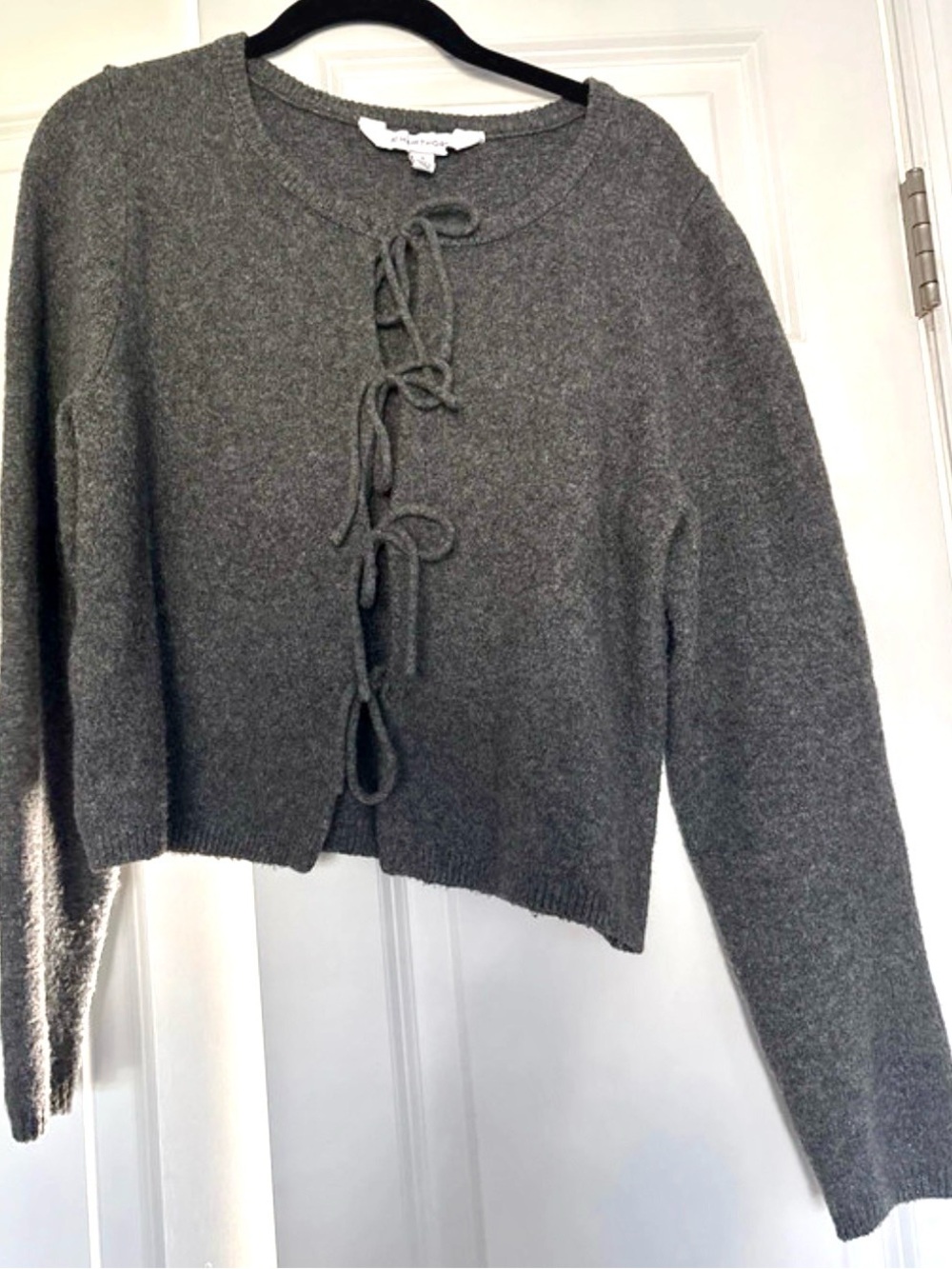 41 Hawthorn Gray Tie-Front Cropped Cardigan
